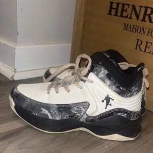 Kids High-Top Sneakers - Black and White